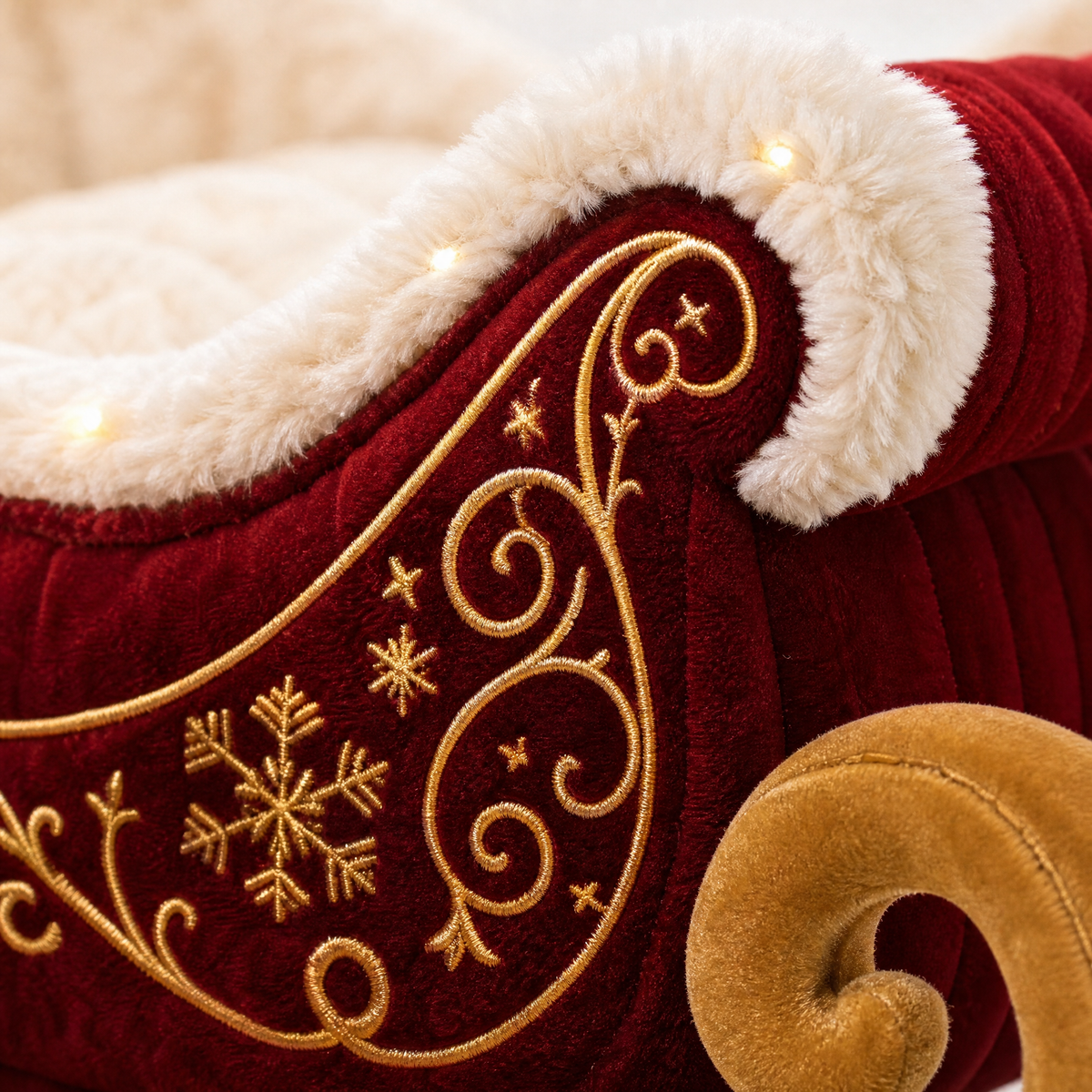 Santa's Sleigh Hanging Cat Bed | Perch&Paws™